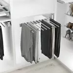 Выдвижной держатель NORA для одежды (брючница), в секцию шириной от 550 мм, цвет - хром/серый